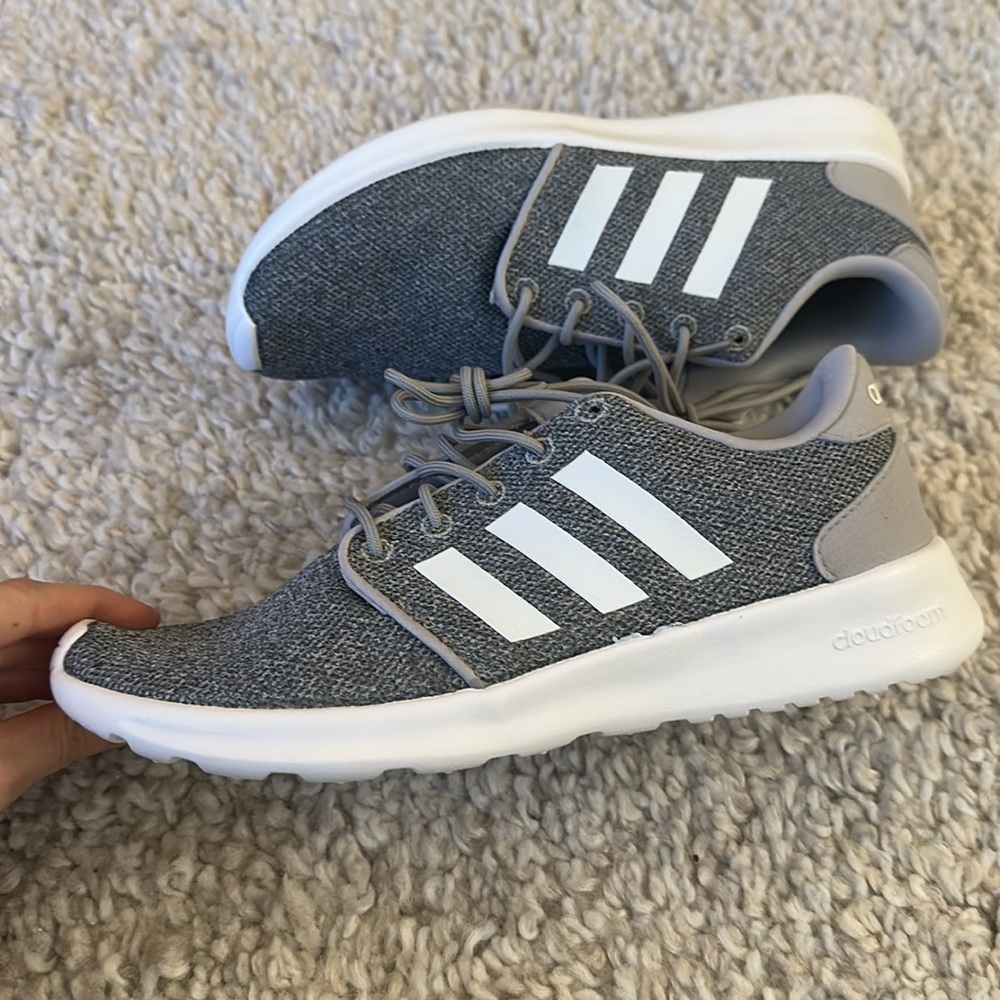 NWT Adidas women QT Racer grey 6.5 NWT